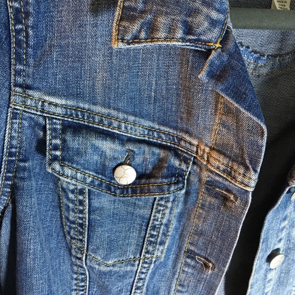 Jean Jacket - Picture 5 of 6